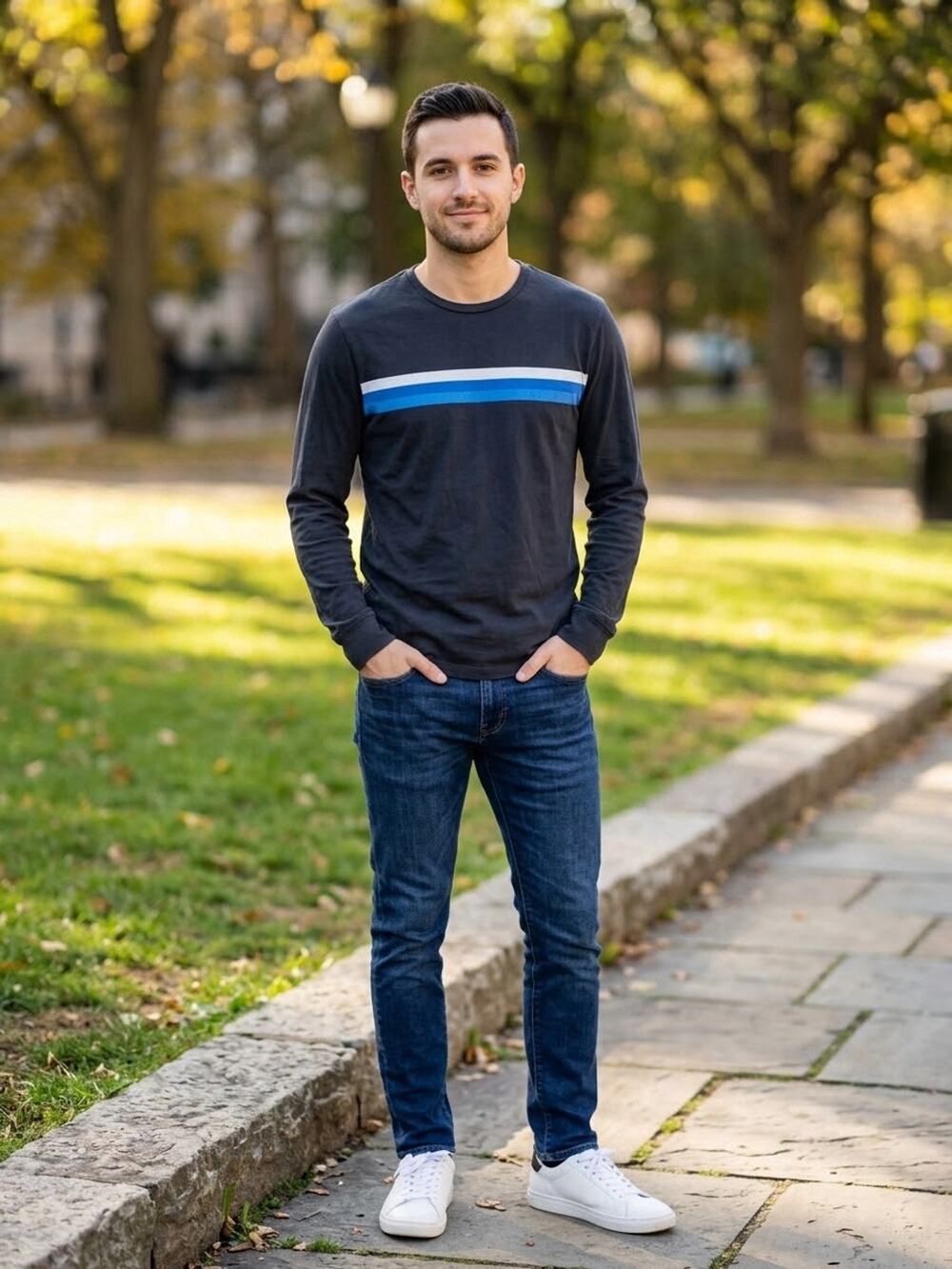Old Navy Men’s Soft-Washed Long Sleeve T-Shirt Size S Blue Chest Stripe Cotton